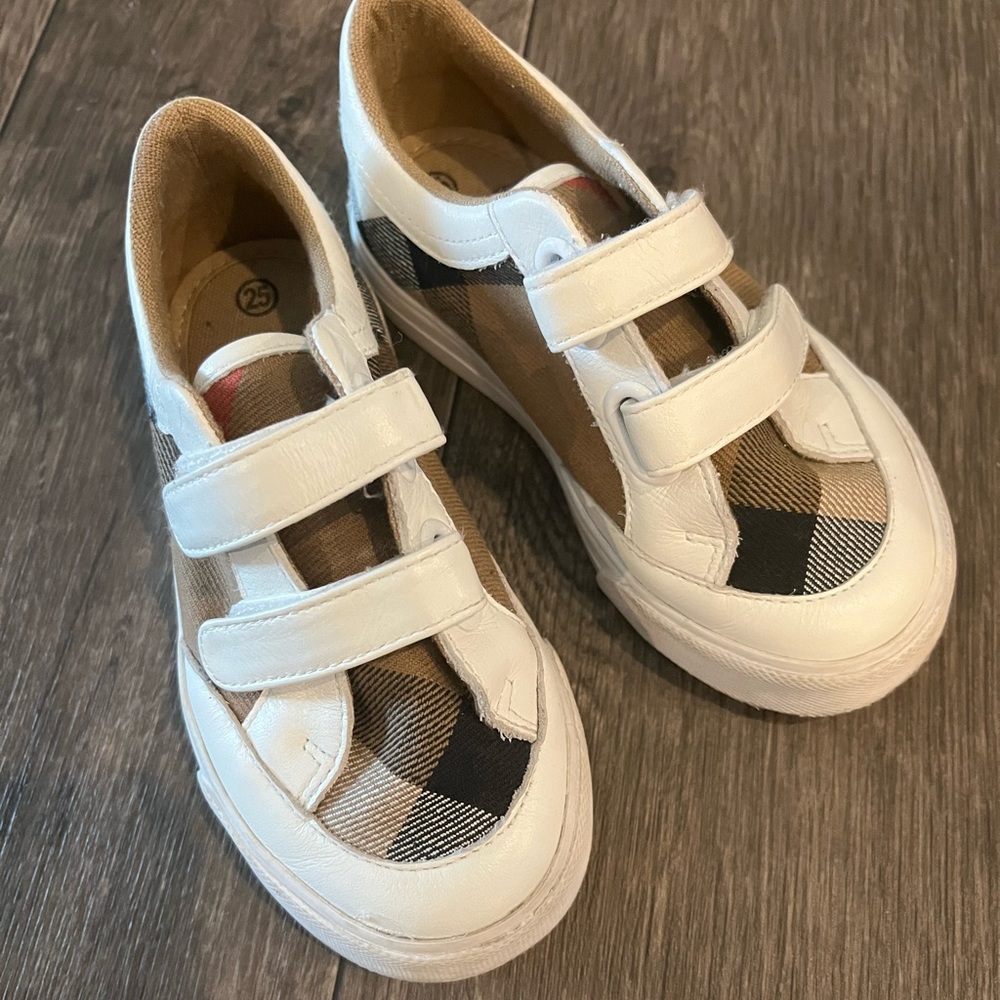 Gorgeous Burberry toddler shoes. Still in great shape! Burberry plaid.